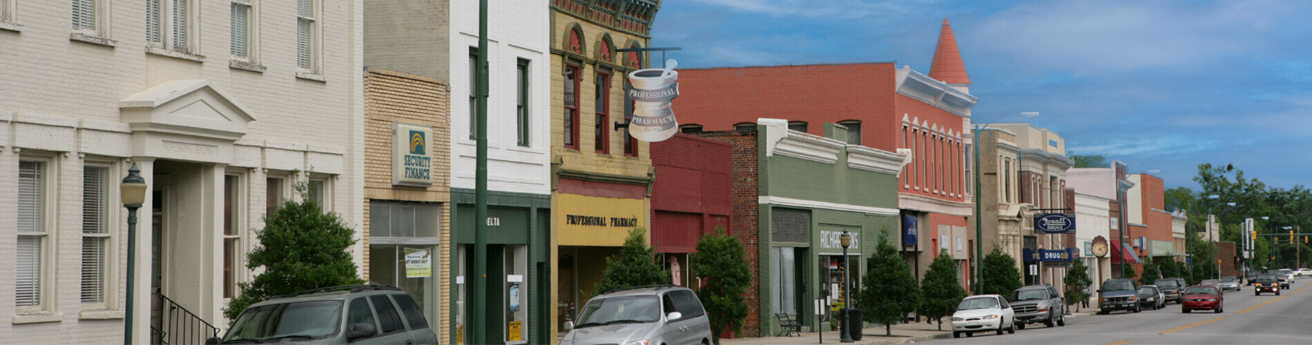 Cars driving on Main street in Marion South Carolina.